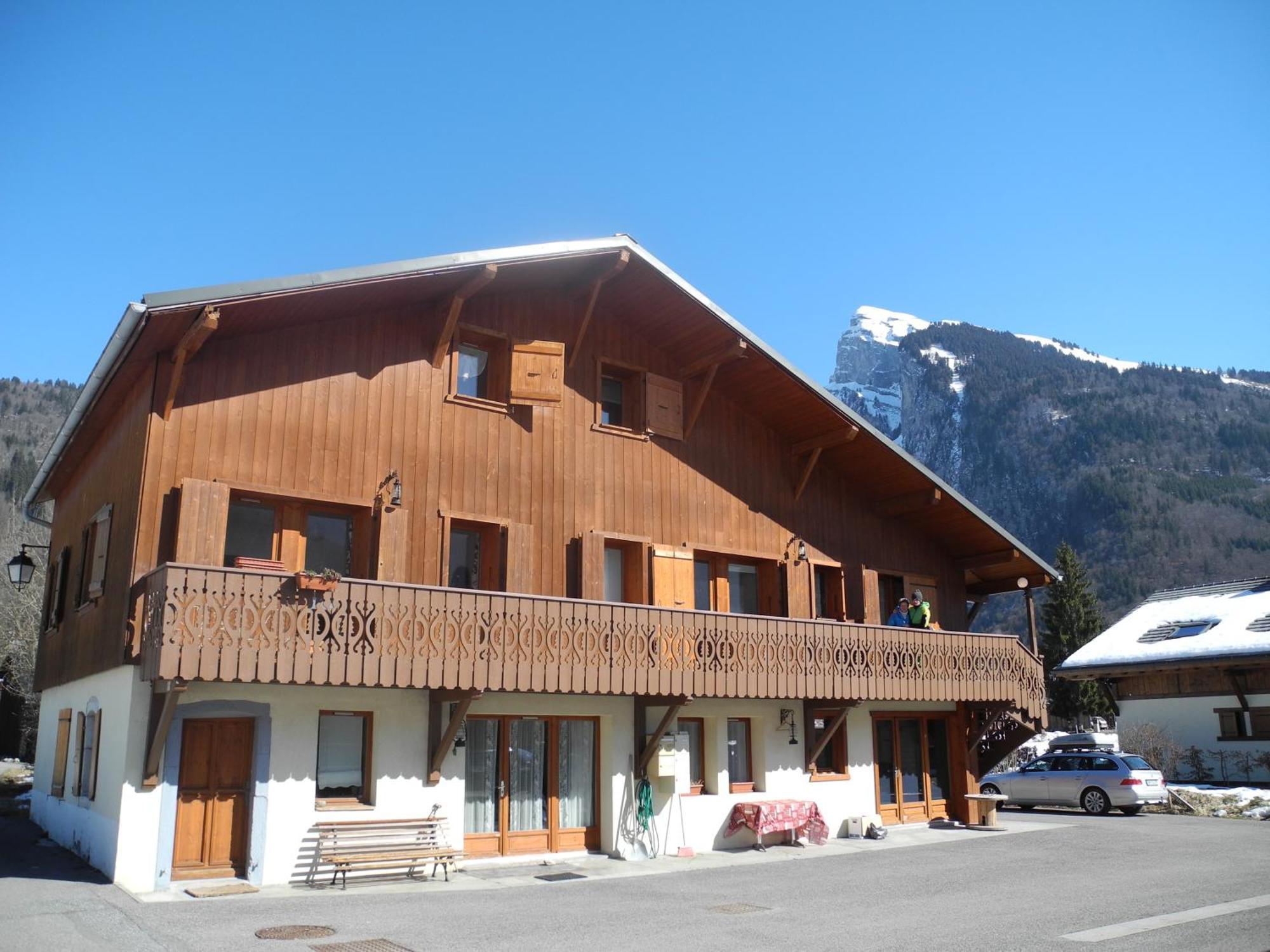 Particulier Loue 2 Appartements Communicants Dans Chalet A Samoens Jusqu A 16 Couchages Zewnętrze zdjęcie
