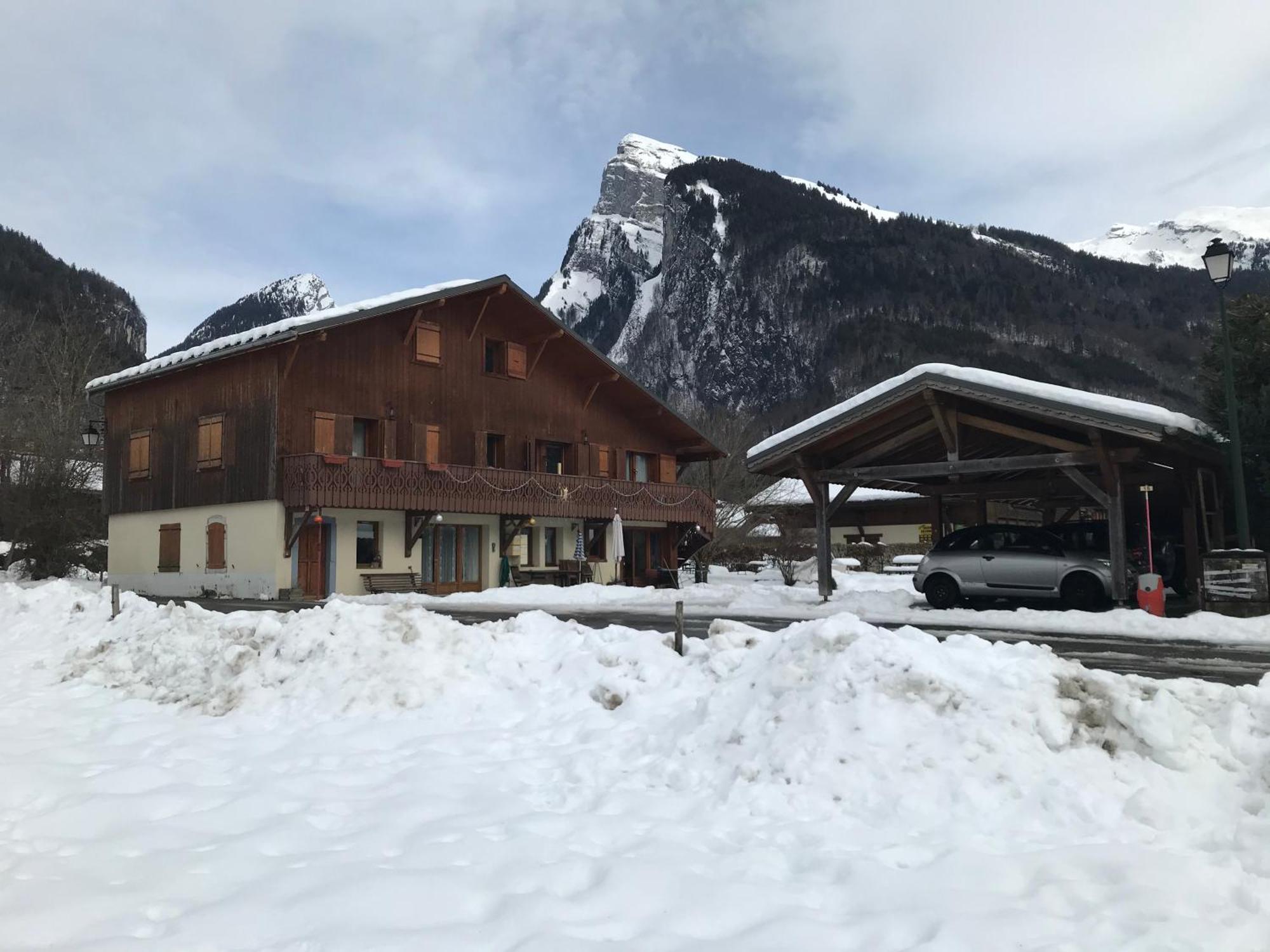 Particulier Loue 2 Appartements Communicants Dans Chalet A Samoens Jusqu A 16 Couchages Zewnętrze zdjęcie